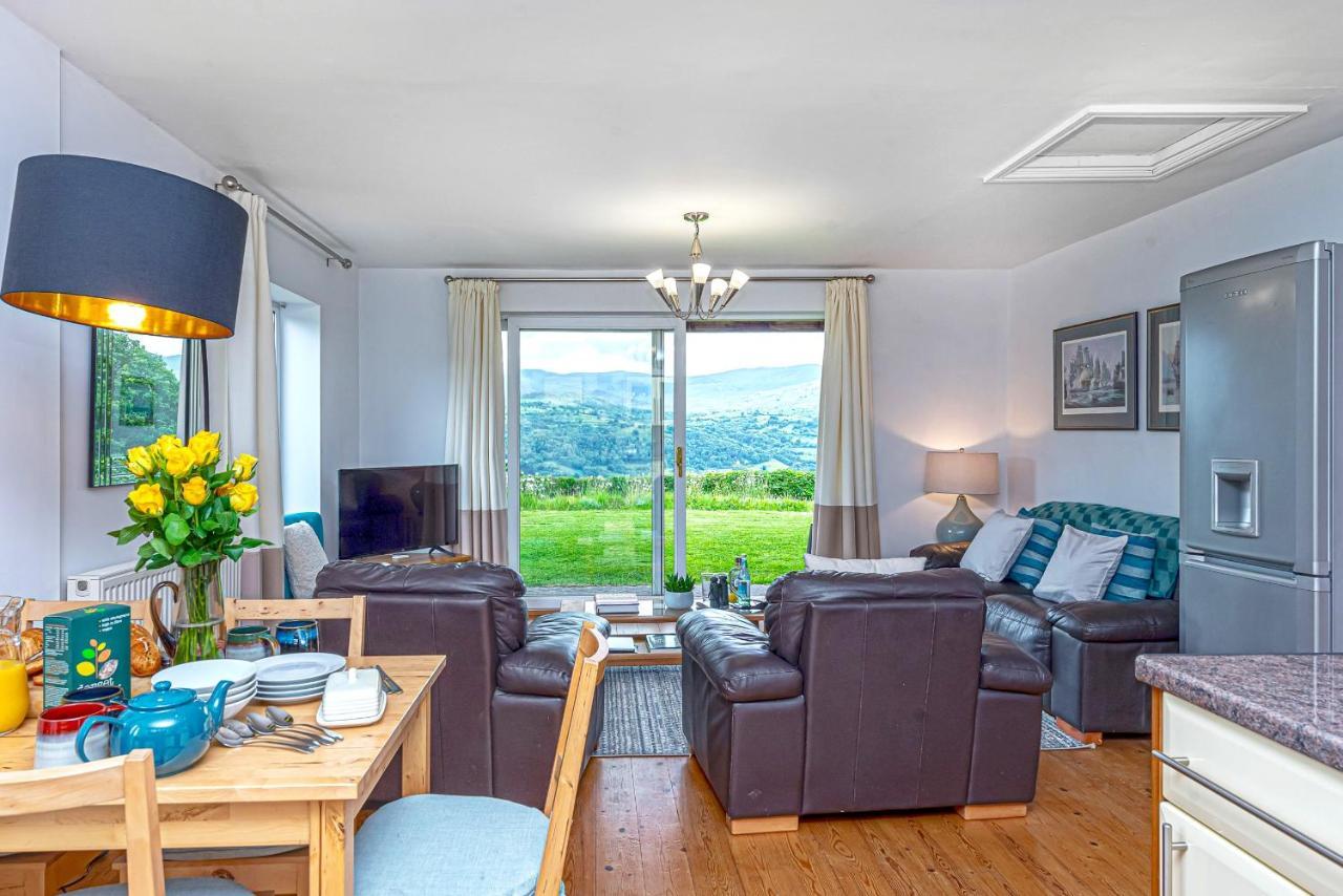 Fig Tree - Pet-friendly With Indoor Pool, Hot Tub & Breathtaking Views Of Snowdonia *