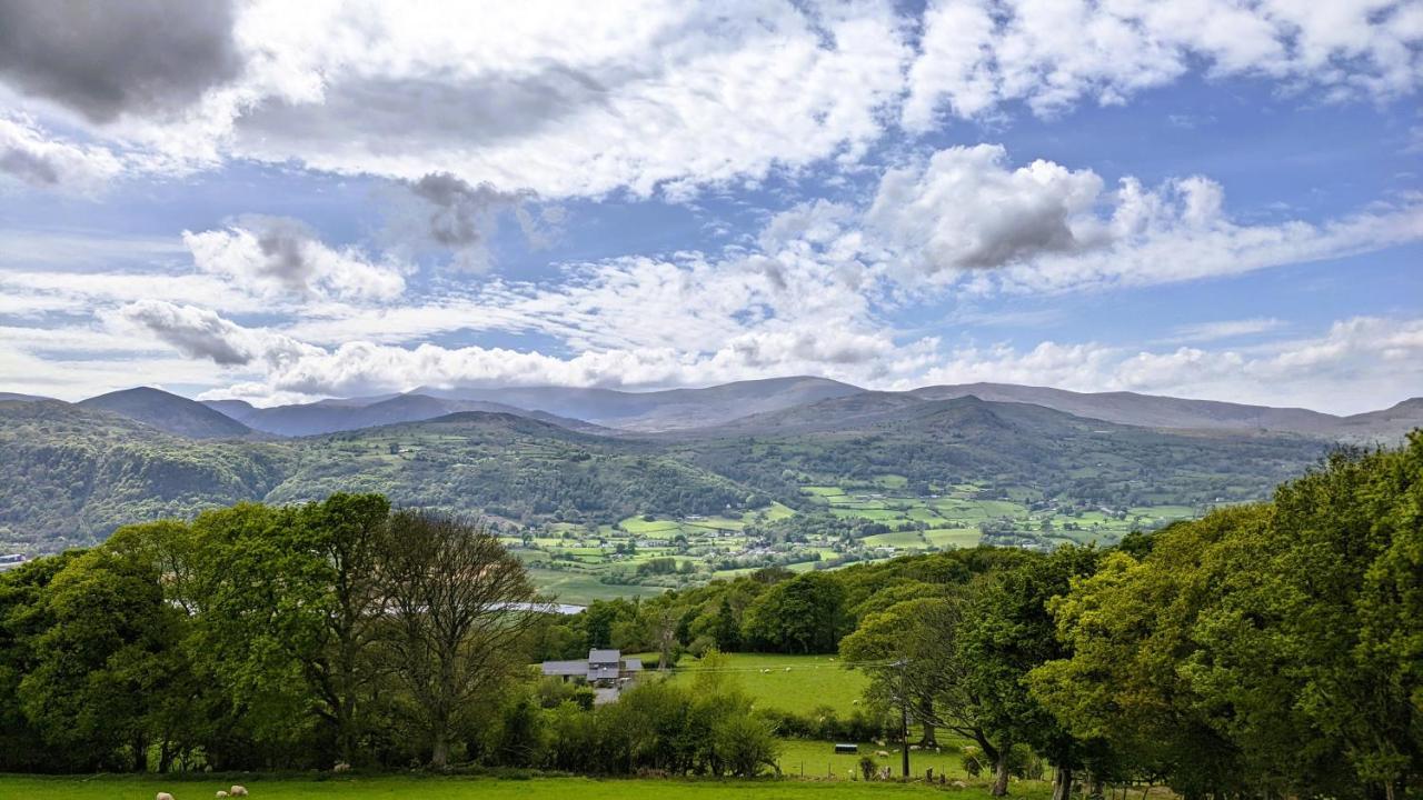 Holiday home Fig Tree - Pet-friendly With Indoor Pool, Hot Tub & Breathtaking Views Of Snowdonia Colwyn Bay