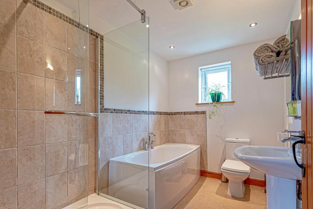 Fig Tree - Pet-friendly With Indoor Pool, Hot Tub & Breathtaking Views Of Snowdonia *